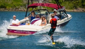 Boating On Table Rock Lake Resorts, Cabins, Hotels, Condos, Branson Lodging Center,